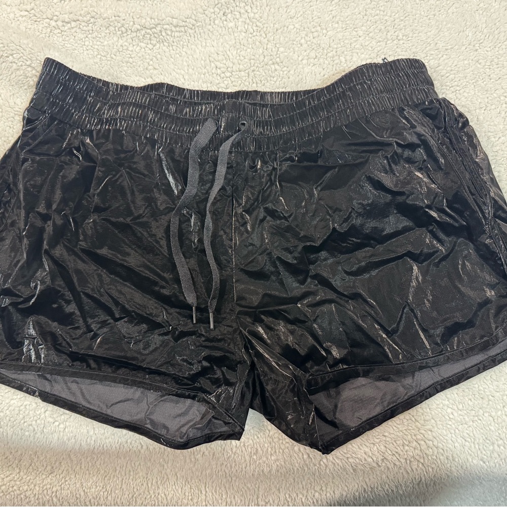 Zyia Black Women's Shorts